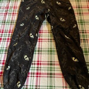 Disney Maleficent Sweatpants Womens Medium Black Eyes Villains Heidi Klum Glows